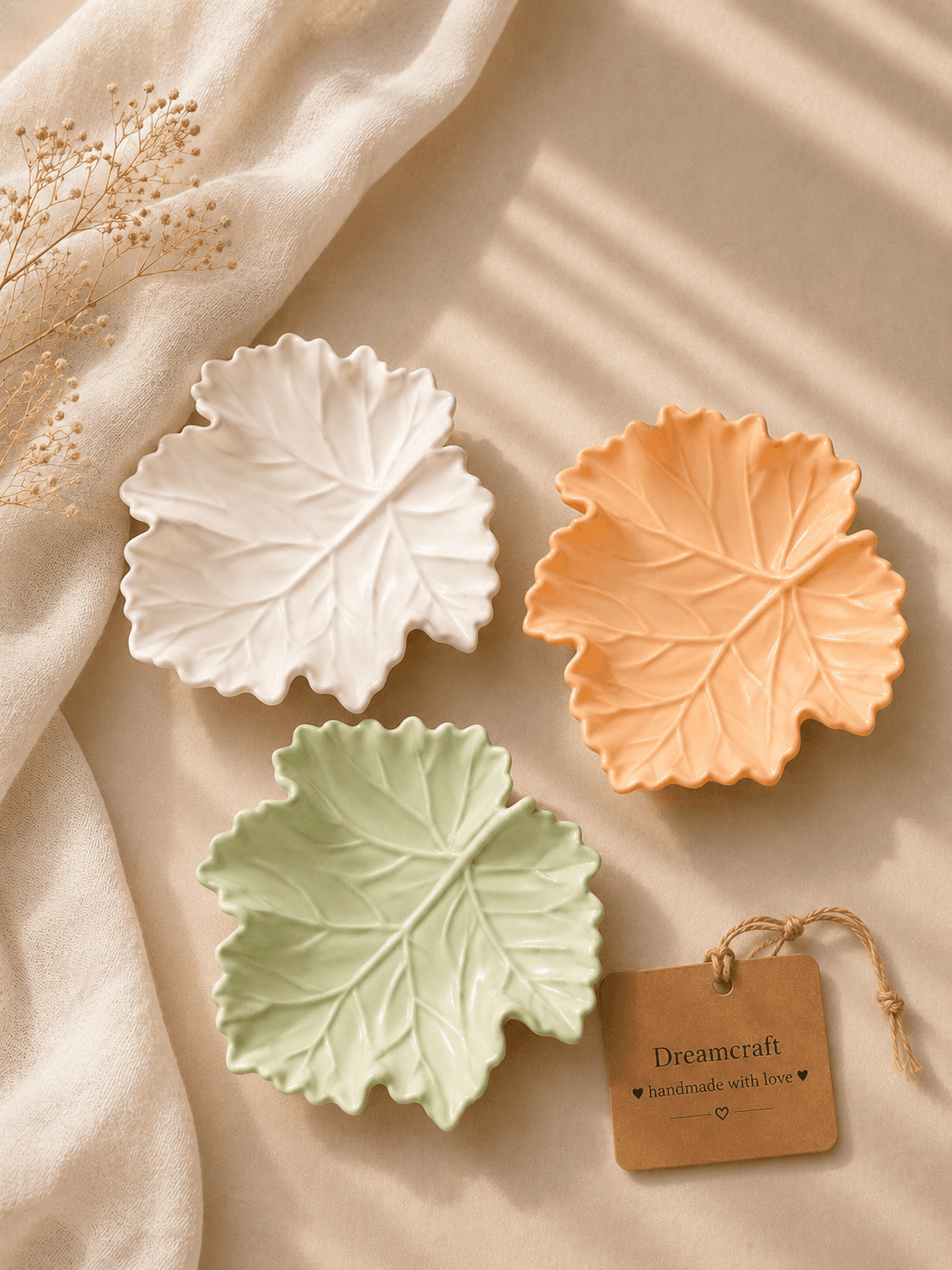Maple leaf Trinket — image 1 of 1
